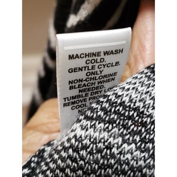 Est. 1946 Womens Black Animal Print Cotton Round Neck Long Sleeve Sweater Large - Picture 5 of 12